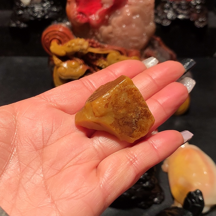 昌化石松**年大师作品漂亮的