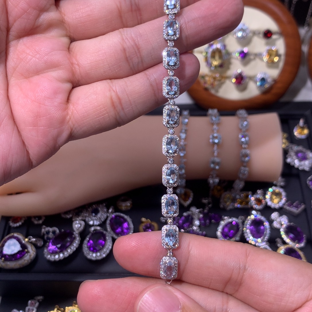 憶***手链银S925镶嵌海蓝宝石