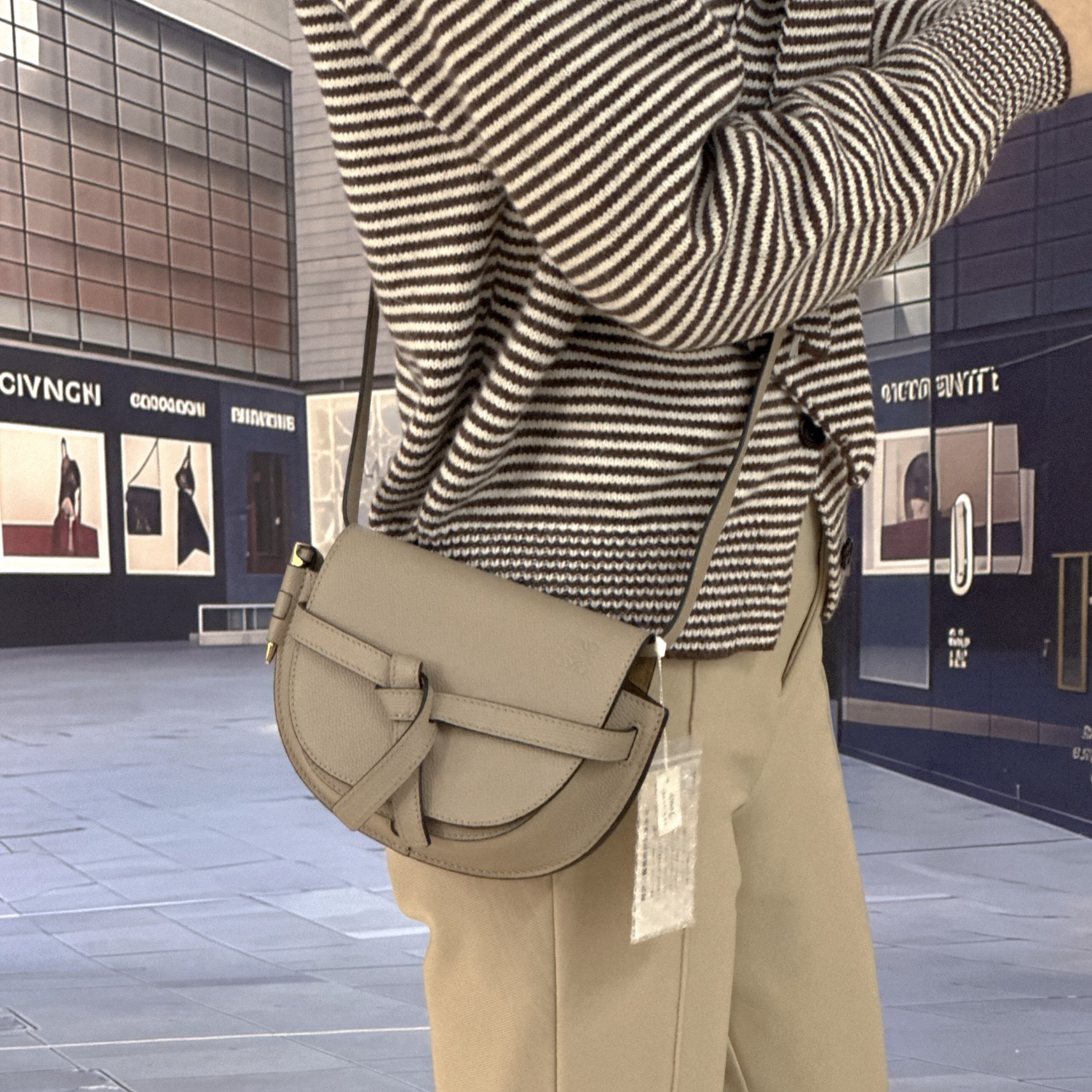 99新 LOEWE/罗意威 98新 大象灰马鞍包 Anwen 9005