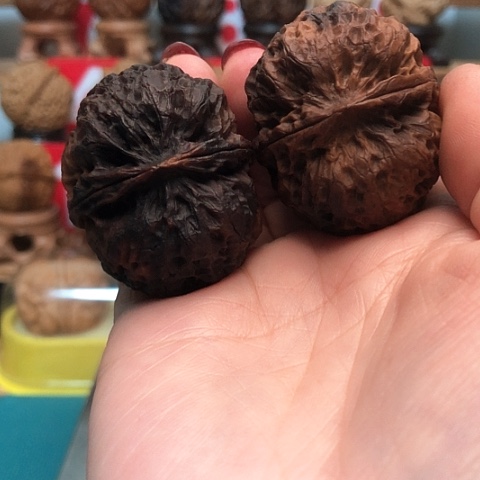 文玩核桃把件云南铁核桃