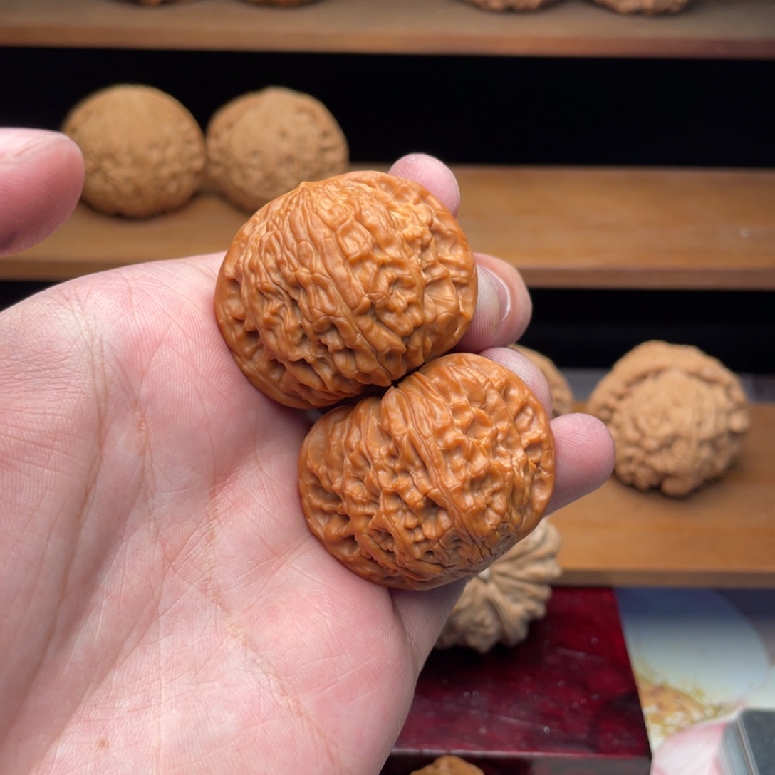 文玩核桃吊坠西****狗40毕业磨盘