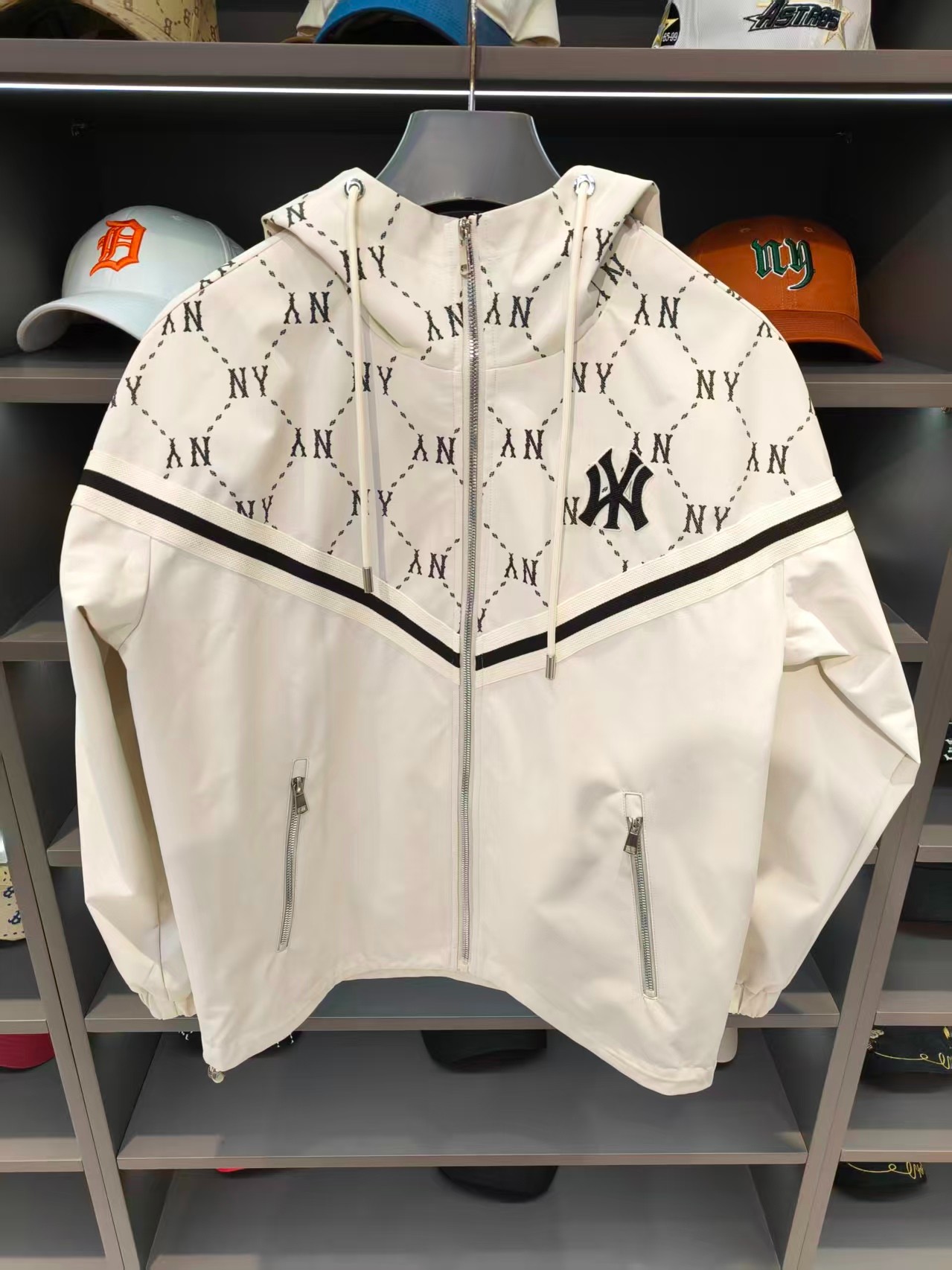 NY联名款满印冲锋衣夹克男女同款时尚休闲百搭小外套 188小鱼