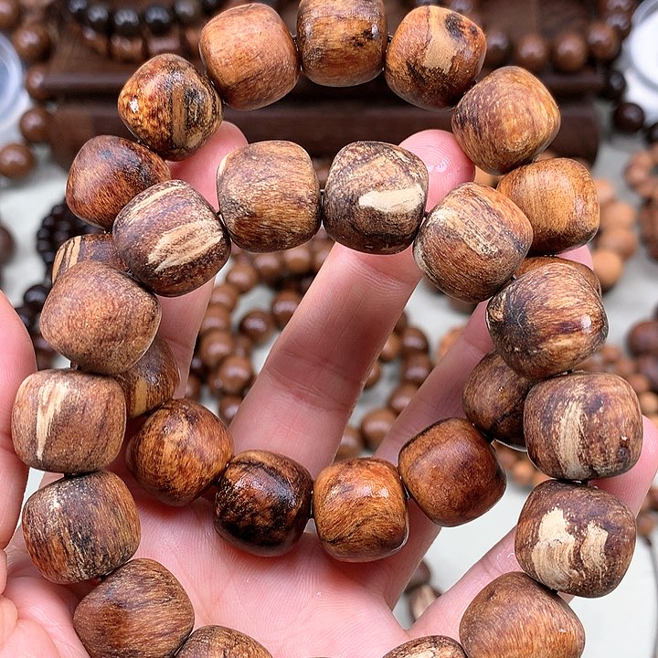 【闪购商品】贡木其他印贡虎珀火焰花珠1516粗磨发其中一串