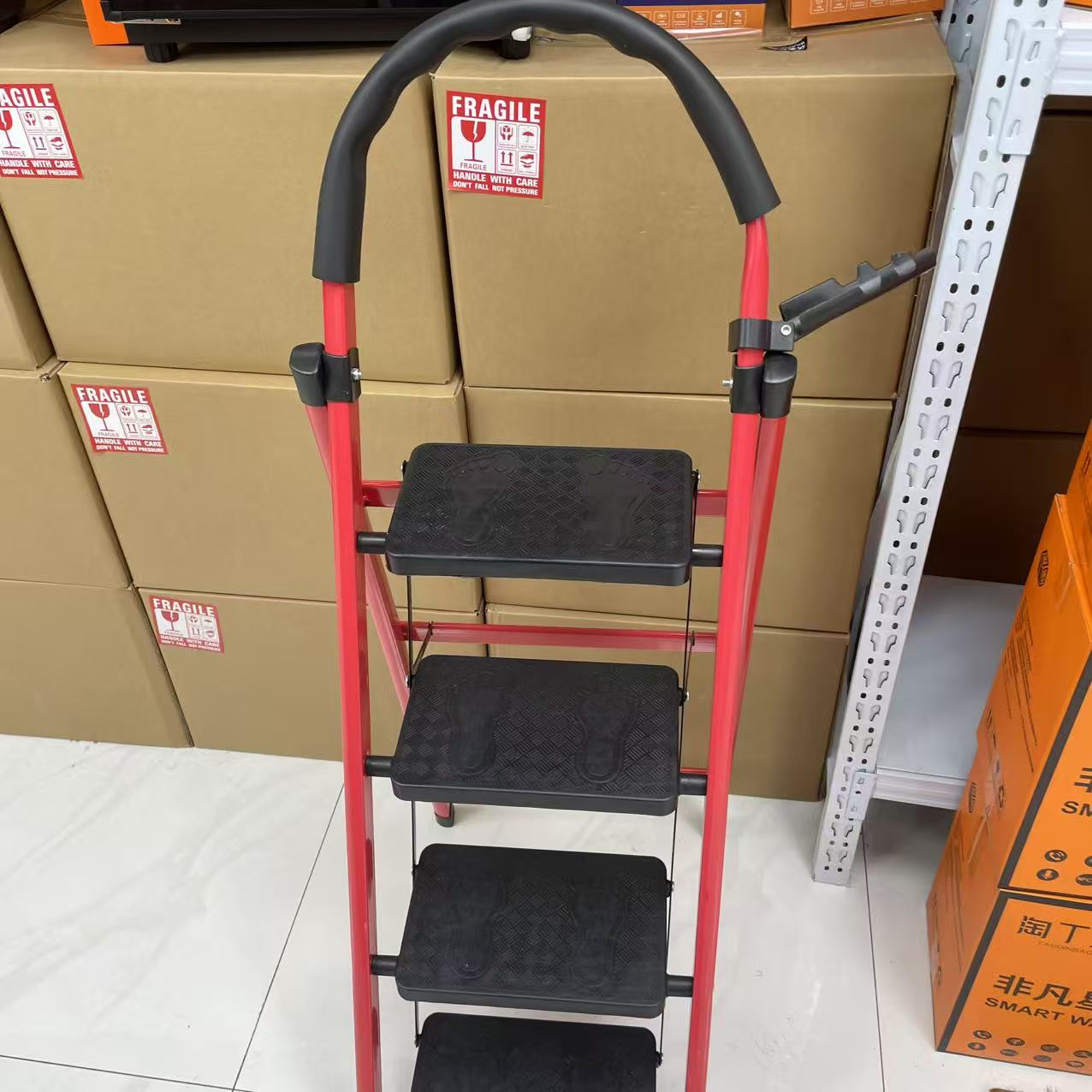 四步梯颜色款式随机-MC2