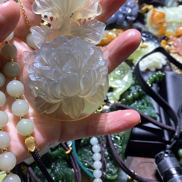 岫玉毛衣链未镶嵌