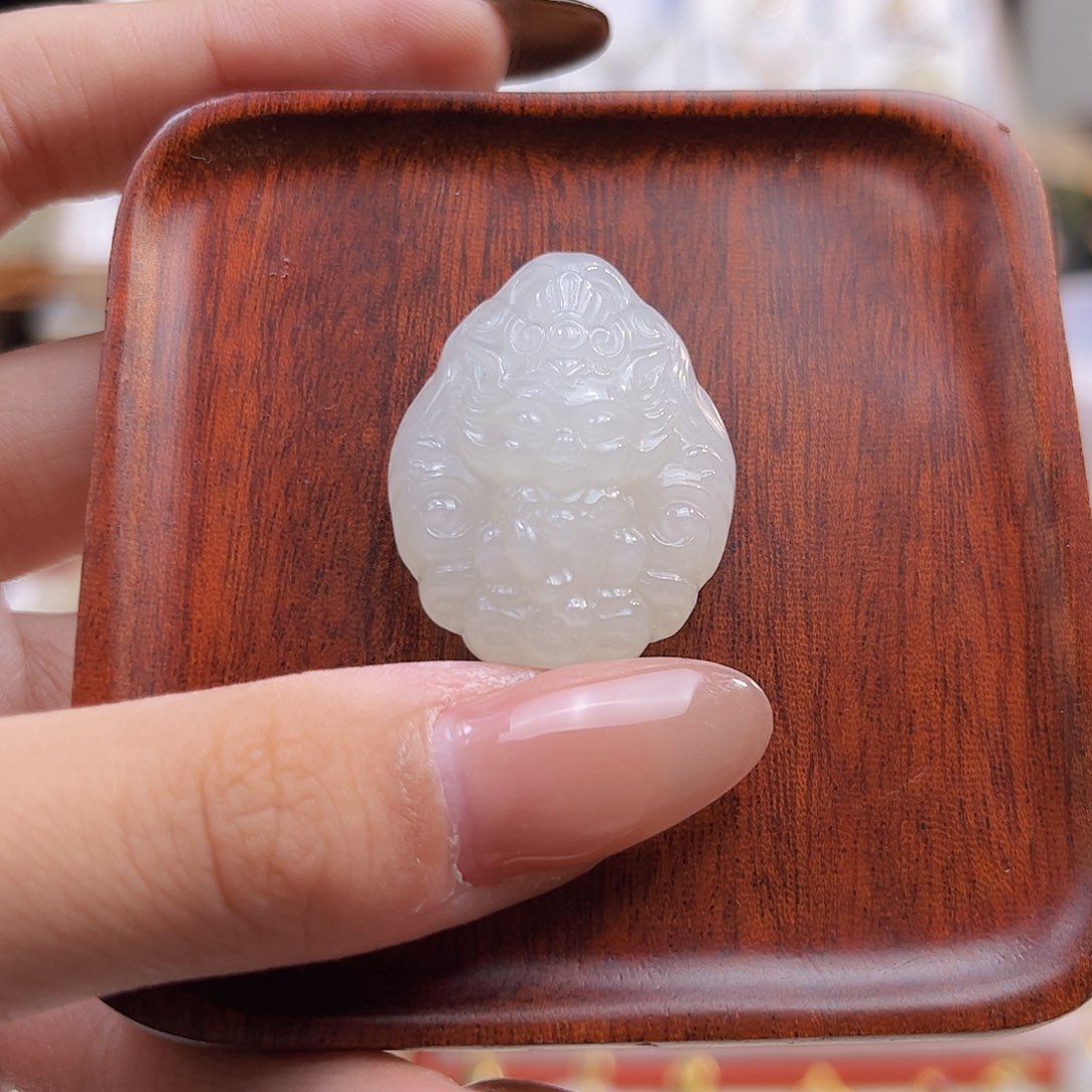 和田玉未镶嵌吊坠(不含链)