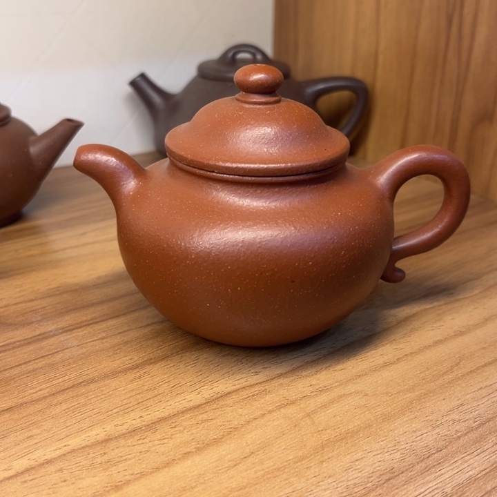 紫砂茶壶莲子红降坡泥