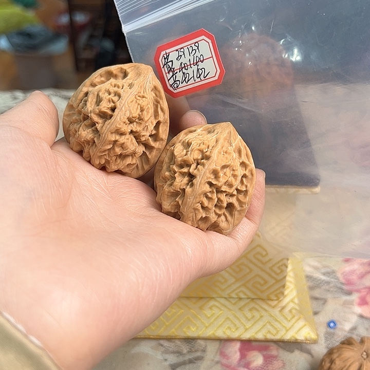 文玩核桃把件小**庄马蹄