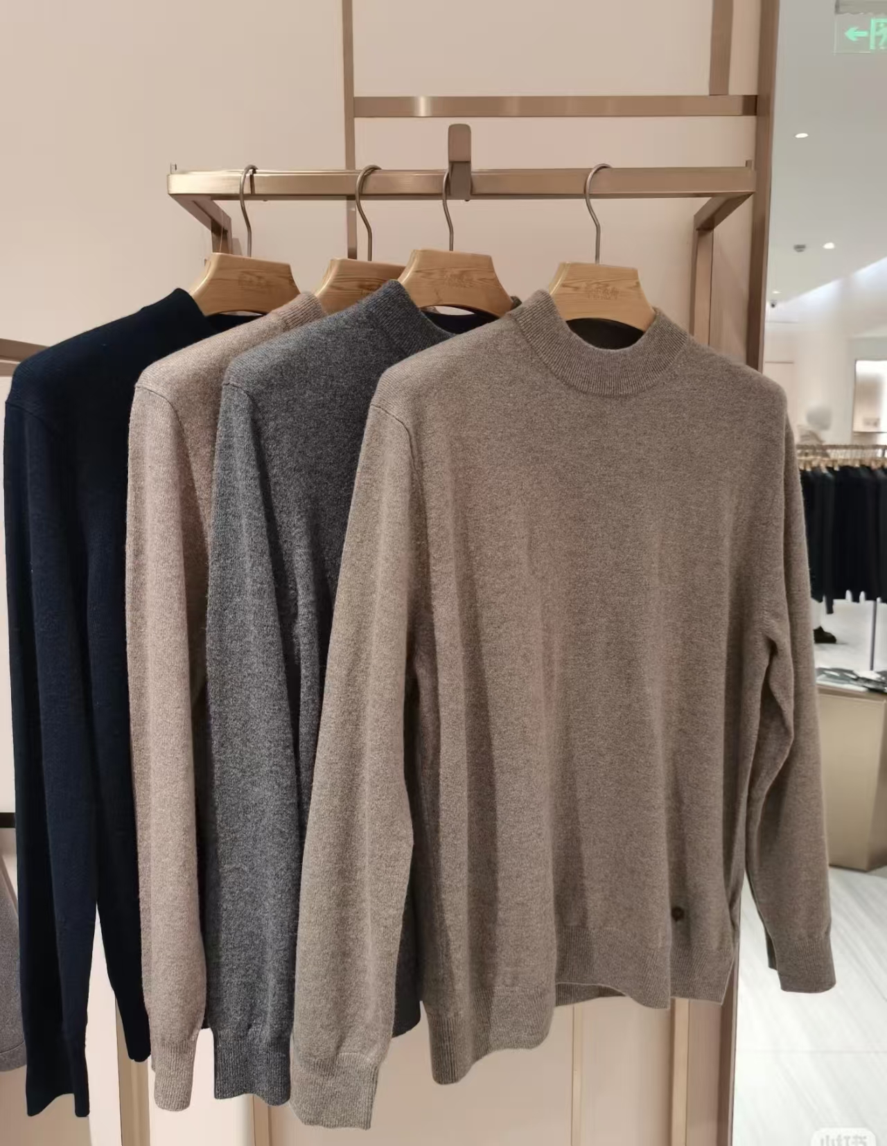 【201-250】男士宽松针织衫圆领时尚男装针织上衣毛衣打底衫可外穿