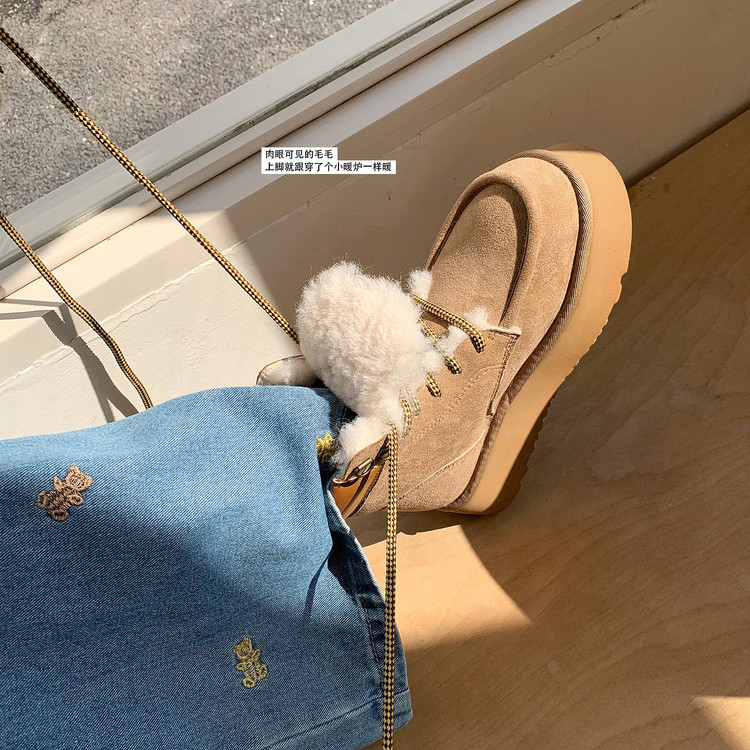 时尚雪地靴2025年冬季简约松糕底皮带扣雪地靴雪地靴短筒