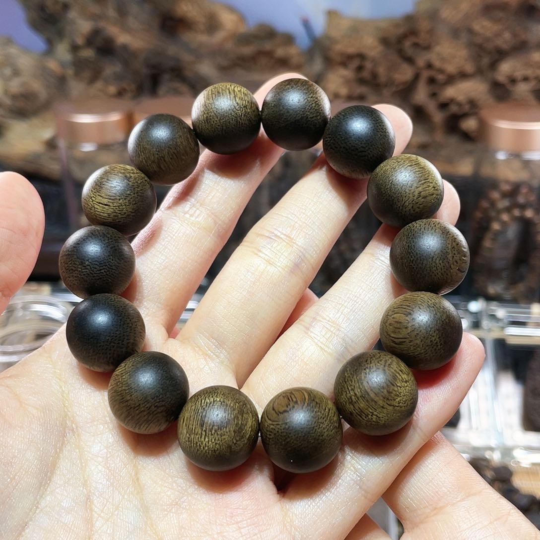 【闪购商品】手串沉香@****子越南芽庄虎皮留疤白奇楠