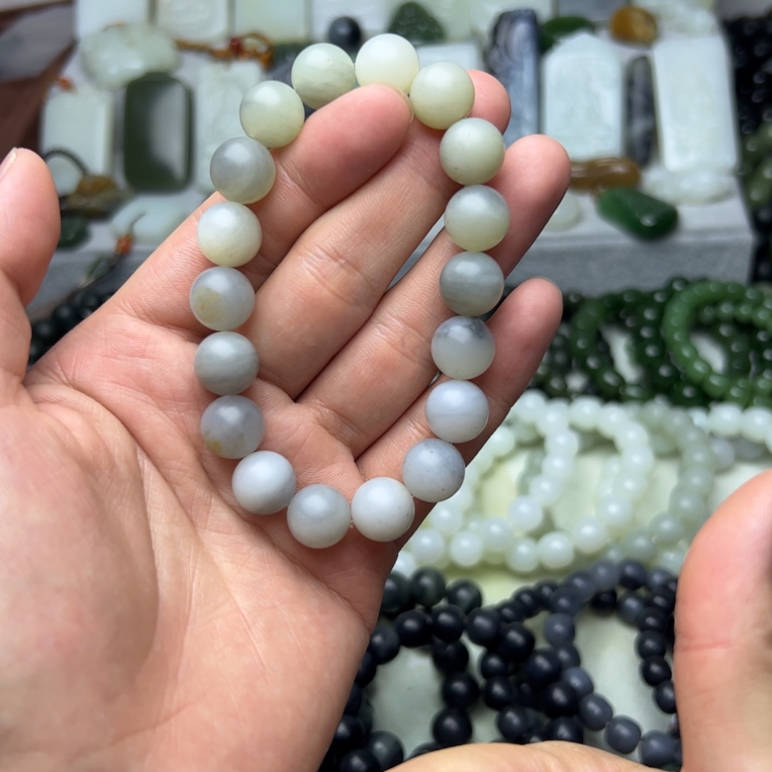 和田玉未镶嵌手链新疆于田山料12