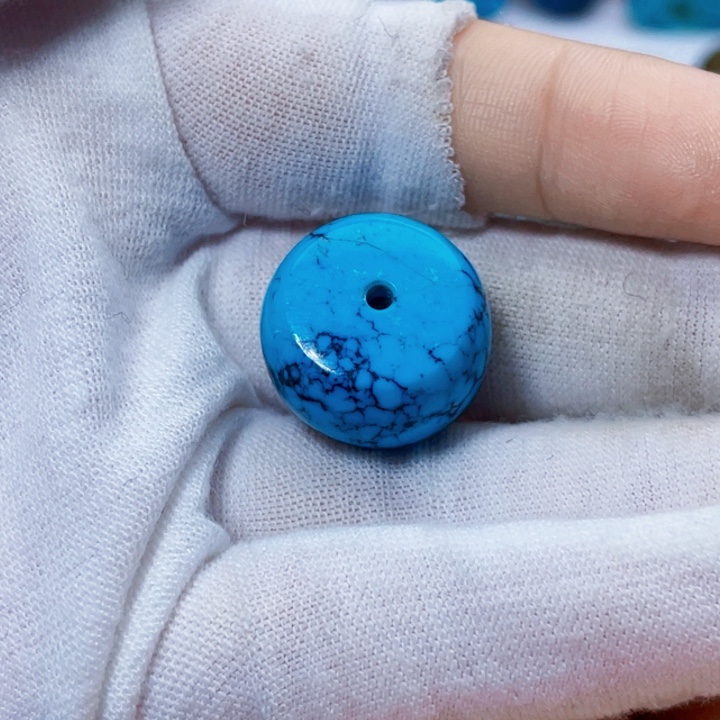 绿松石未镶嵌饰品