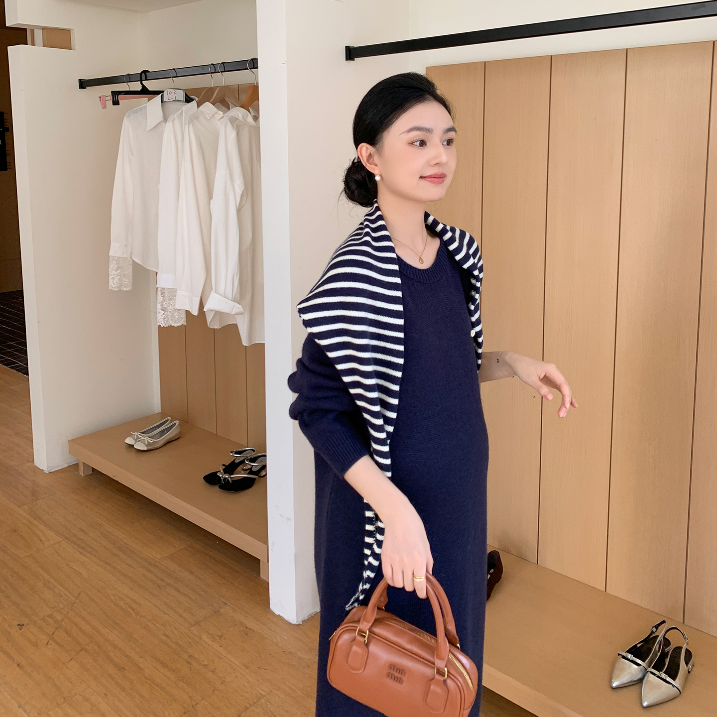 ZMA孕妇装【条纹披肩毛衣裙】2025秋冬新款毛衣裙孕期宽松直筒长裙