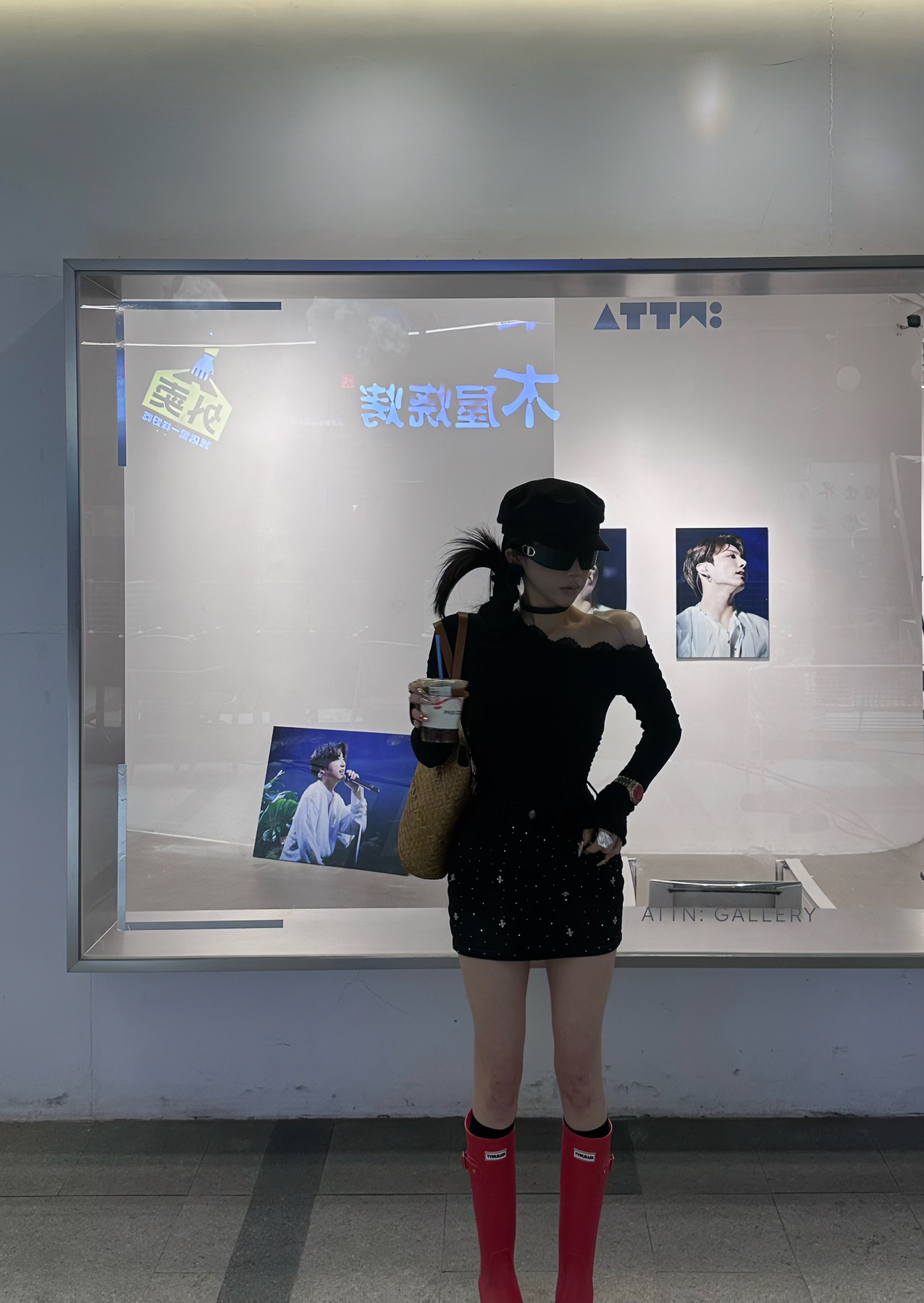 샤오팅쯔·  【花雾非雾】蕾丝拼接斜肩上衣