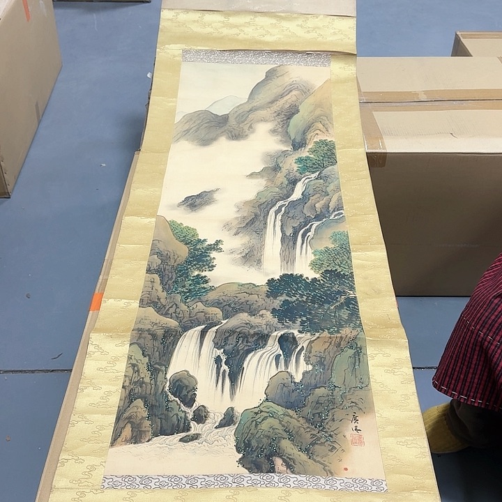 绘画哈哈。               