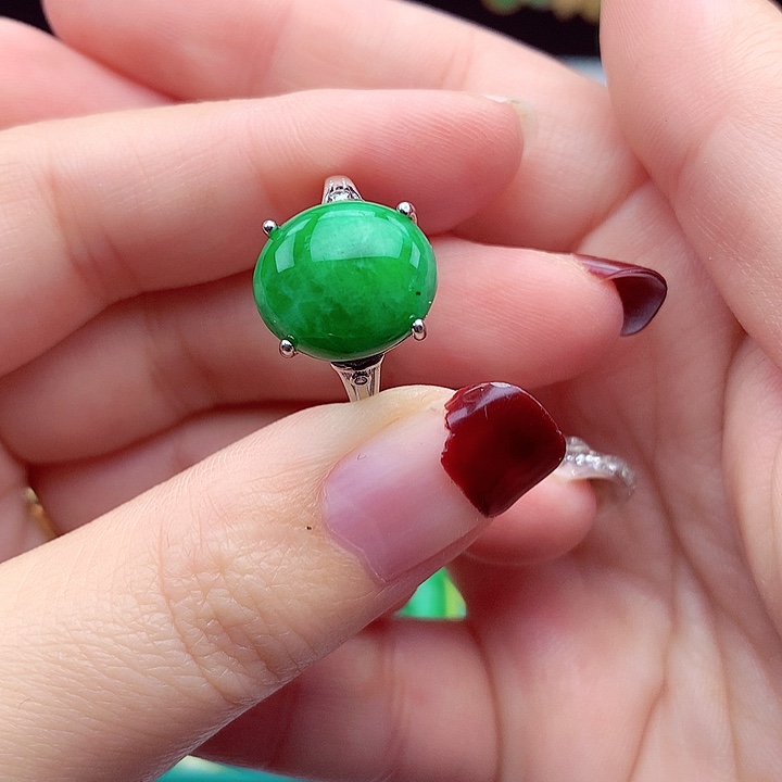 翡翠颈饰银S925镶嵌翡翠