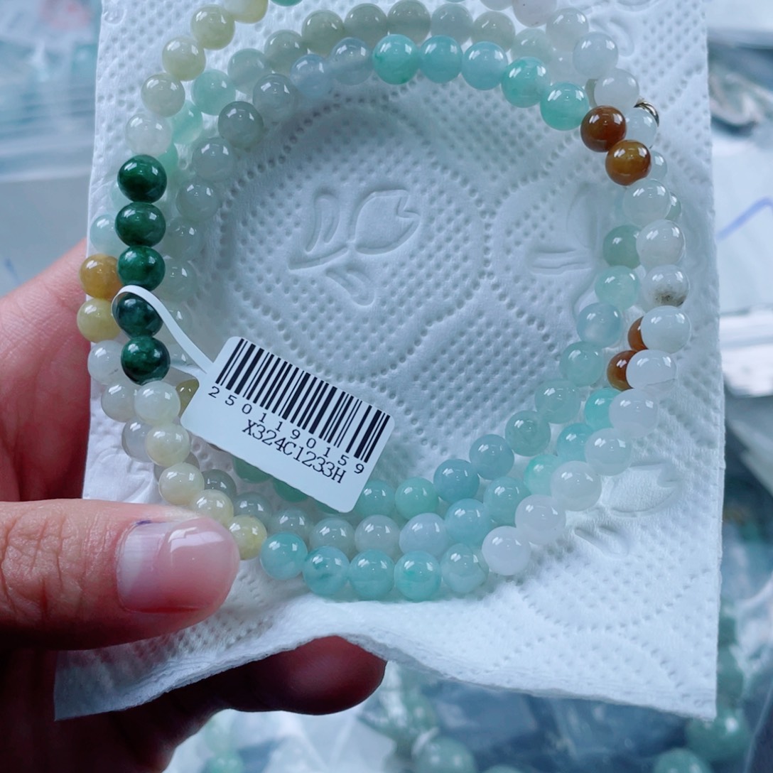 定制翡翠未镶嵌珠串