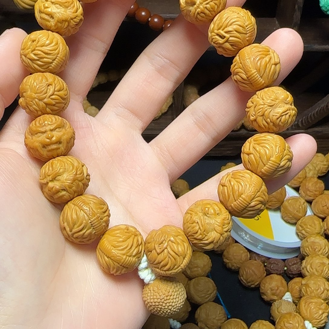 一***上猴头核桃吊坠猴头