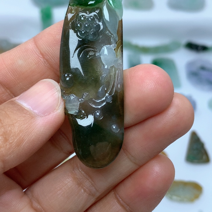 翡翠吊坠(不含链)未镶嵌