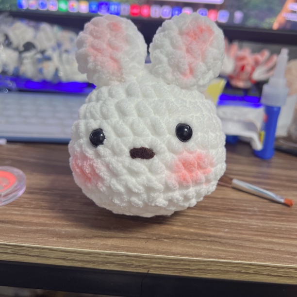 中秋兔子钩织娃娃玩偶