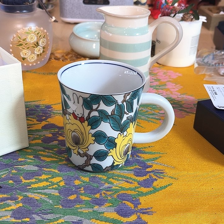 瓷片Rryiojhggghjgghj