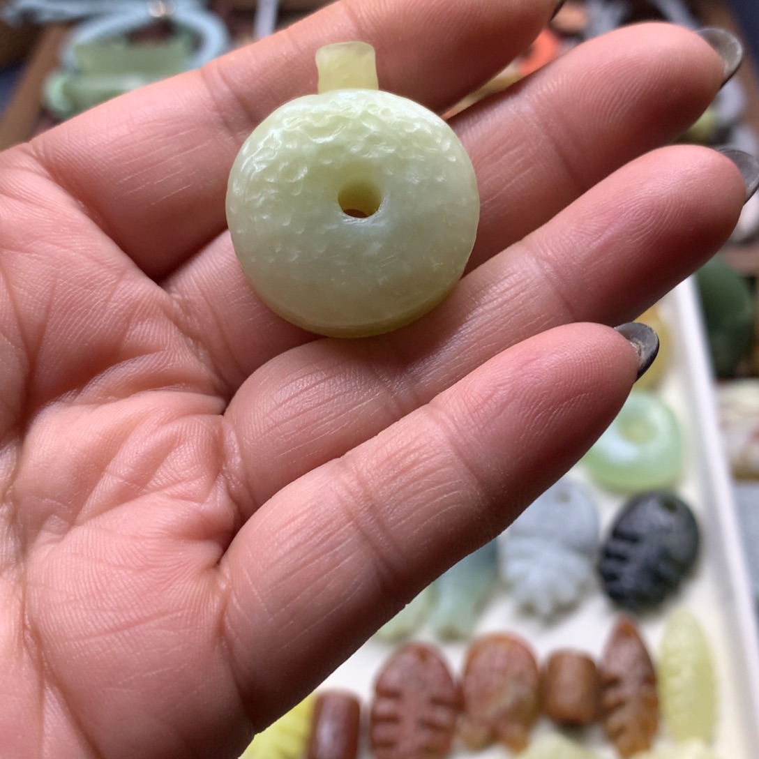 浮***丶蛇纹石玉合金颈饰