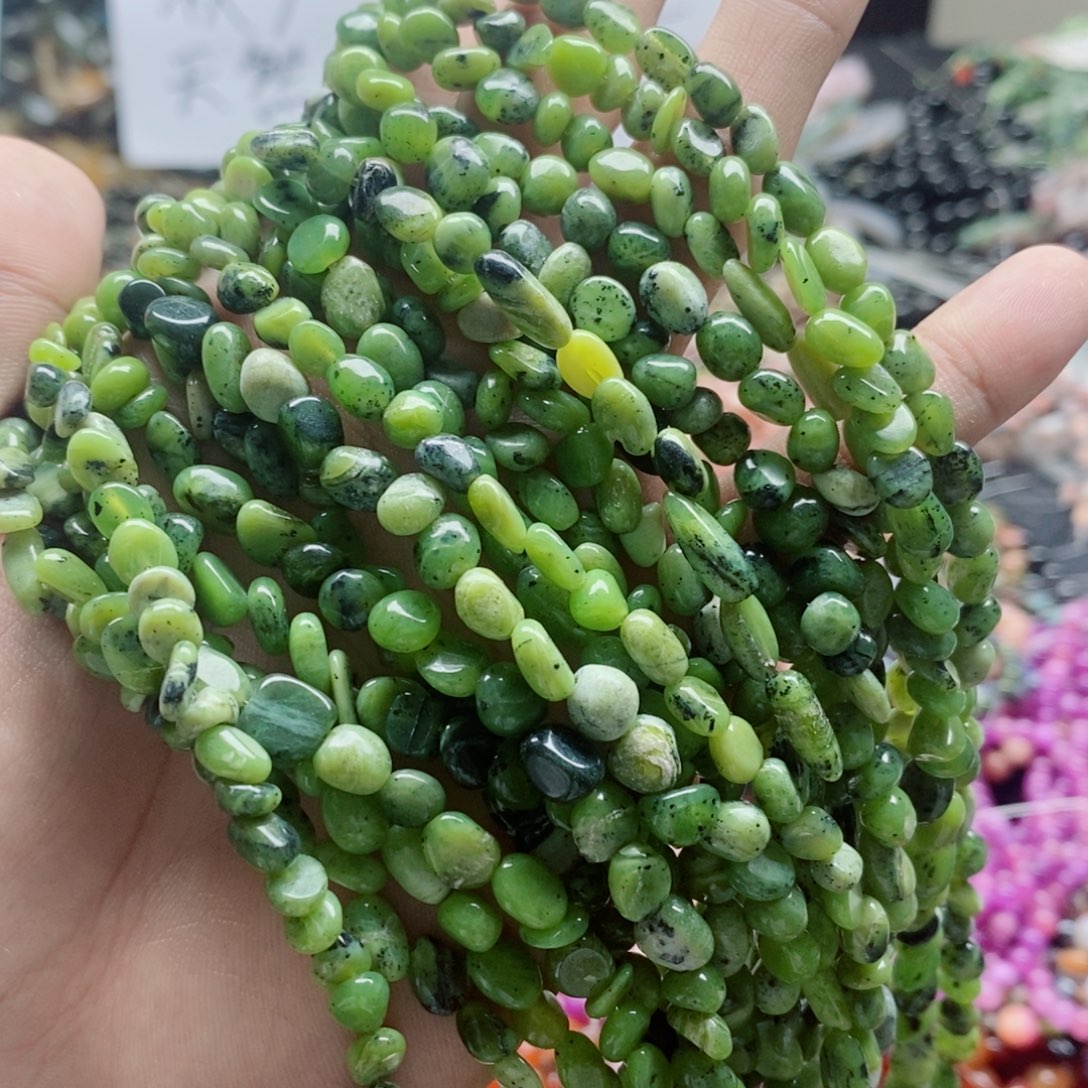 玛瑙/玉髓未镶嵌珠宝半成品一条天然油青不定型C31