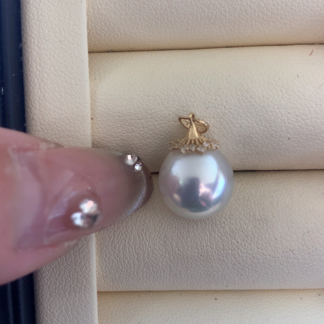 海水珍珠颈饰18K金镶嵌