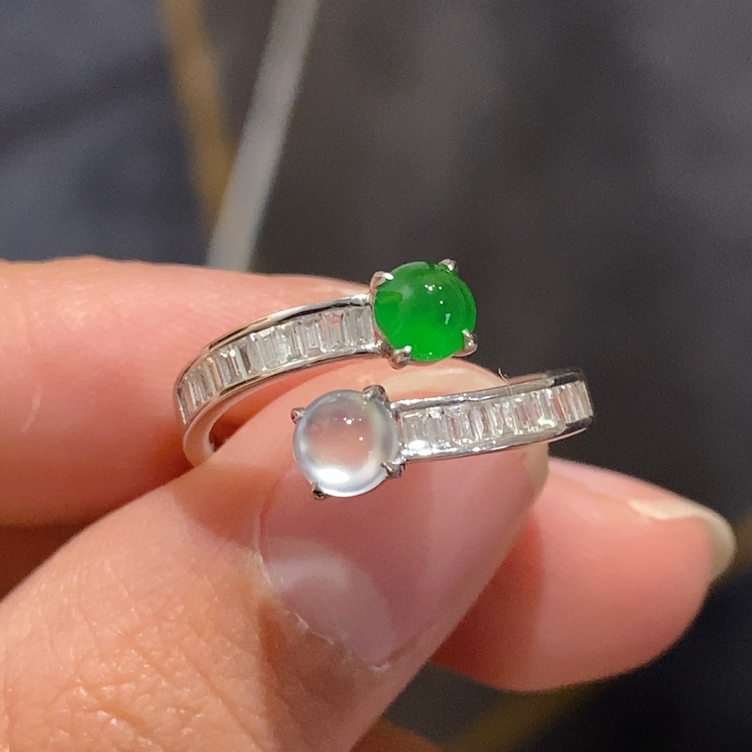 翡翠戒指18K金镶嵌天然缅甸A货翡翠