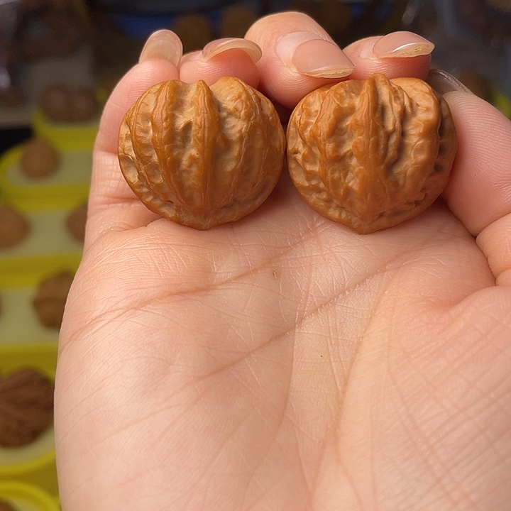 吊坠文玩核桃桃心八棱