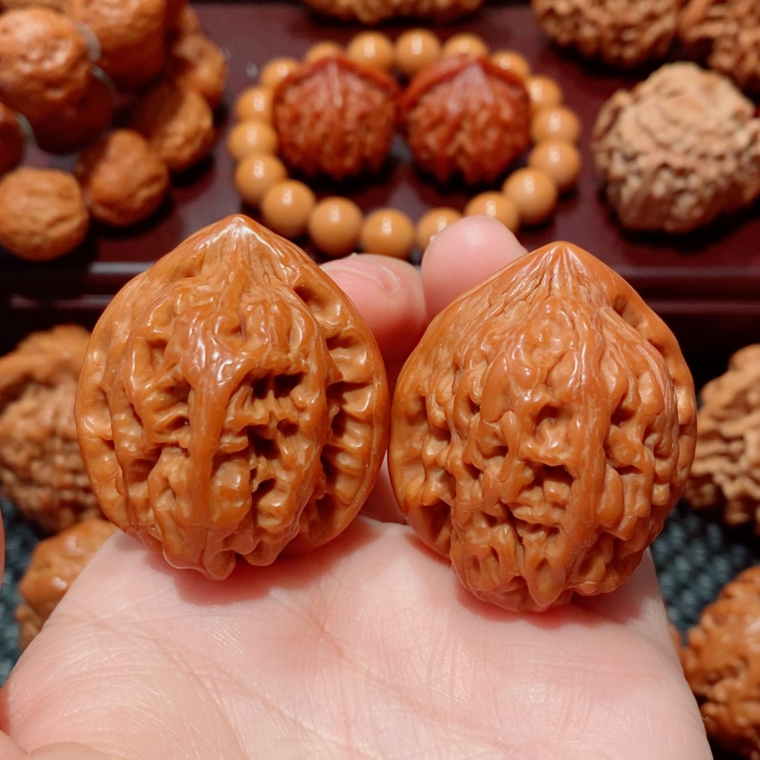 文玩核桃把件大沽石