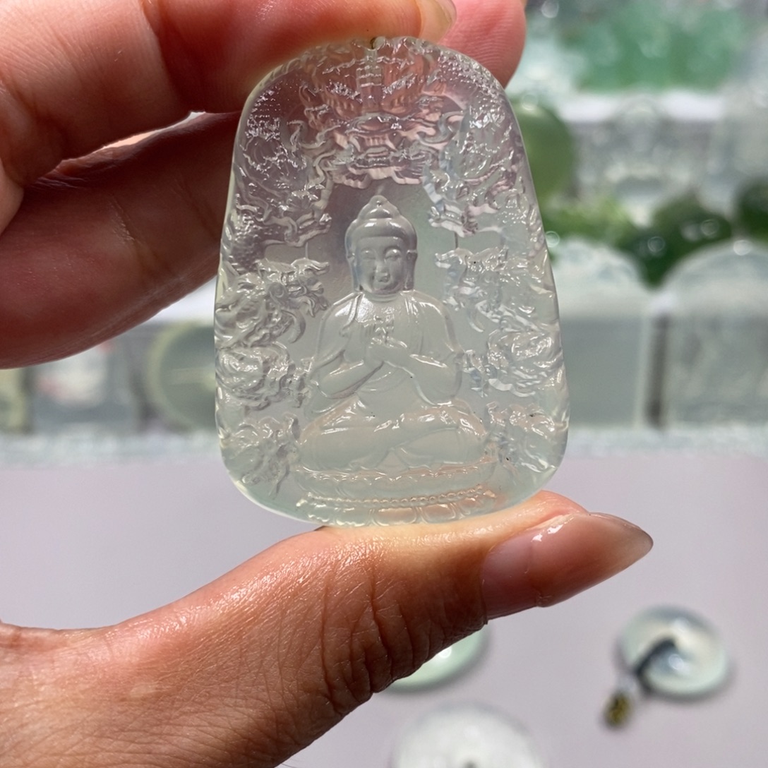 那***╲未镶嵌蛇纹石玉颈饰