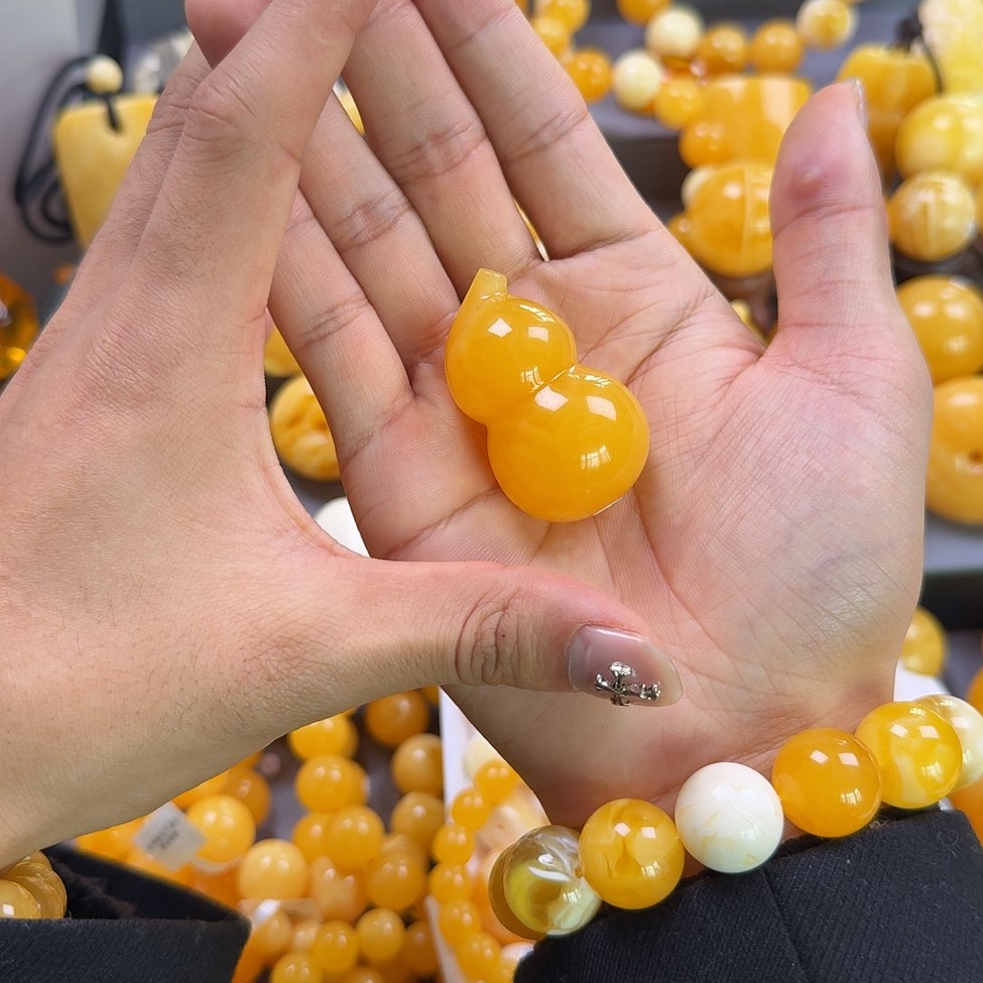 蜜蜡珠宝奇石未镶嵌葫芦