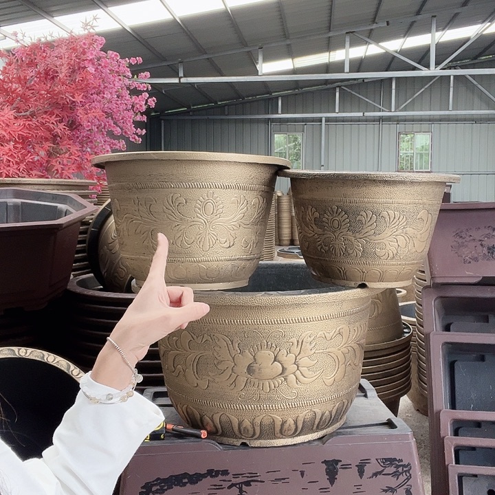 用***8六十口径花盆2个有孔