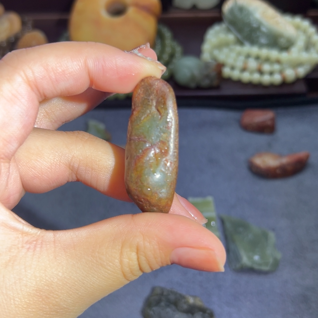 和田玉未镶嵌珠宝奇石