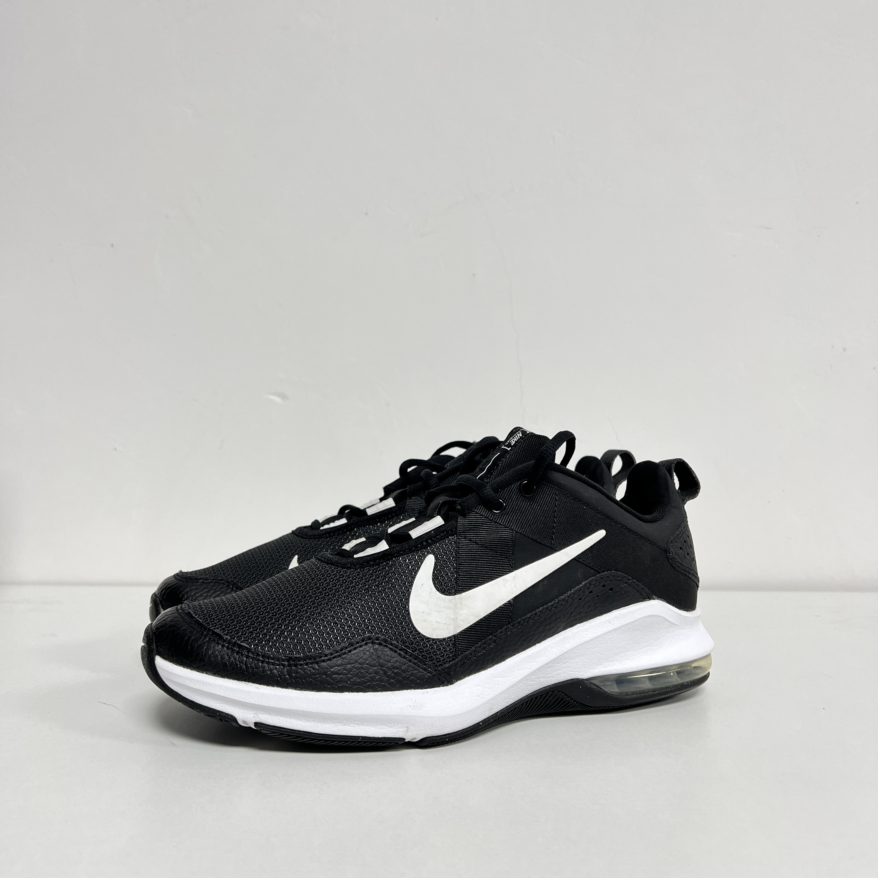 95新 maje 41码/内长265 Air Max Trainer2 黑白 气垫训练鞋减震
