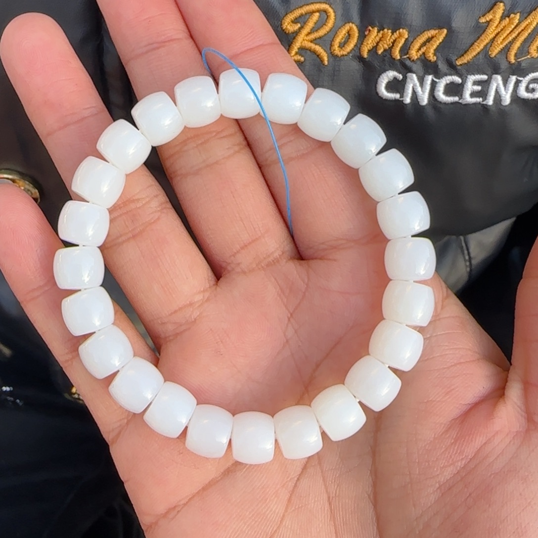 和田玉未镶嵌手串