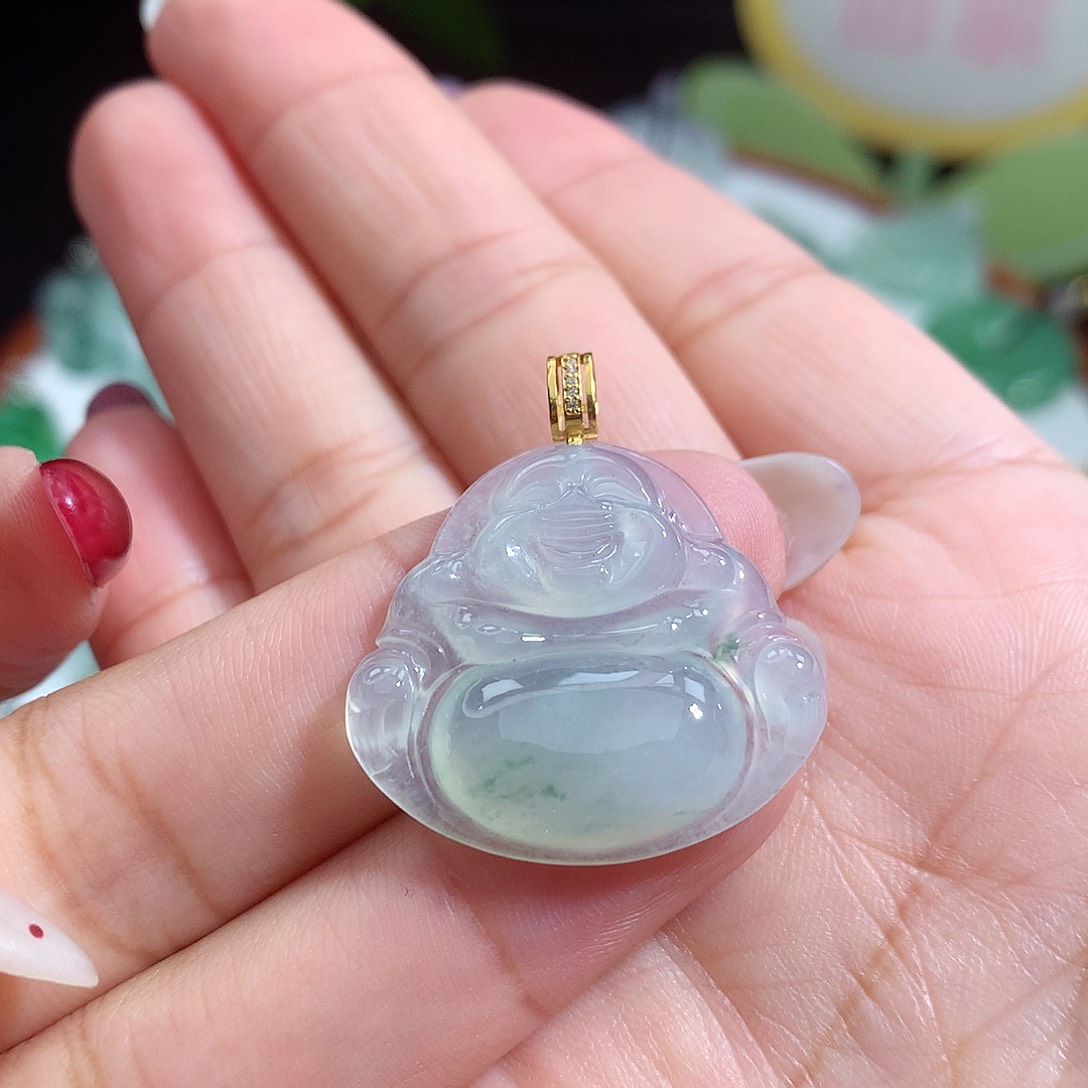 翡翠未镶嵌颈饰佛公