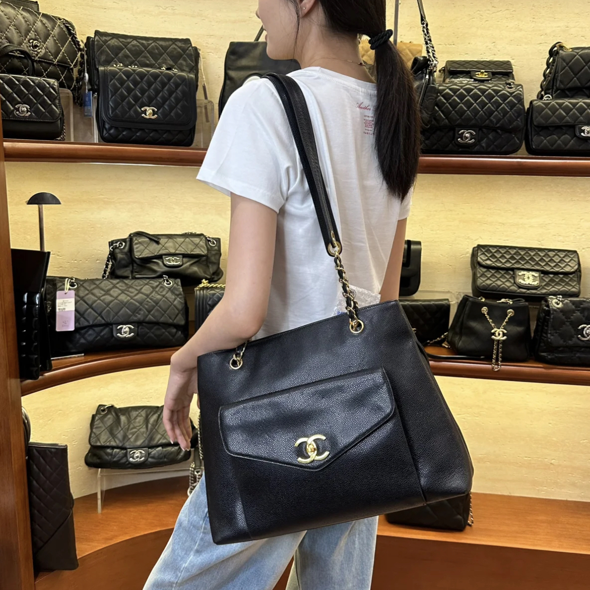 95新 Chanel/香奈儿 香奈儿 · 8529 大金扣 金球奶粉包牛皮卡标齐