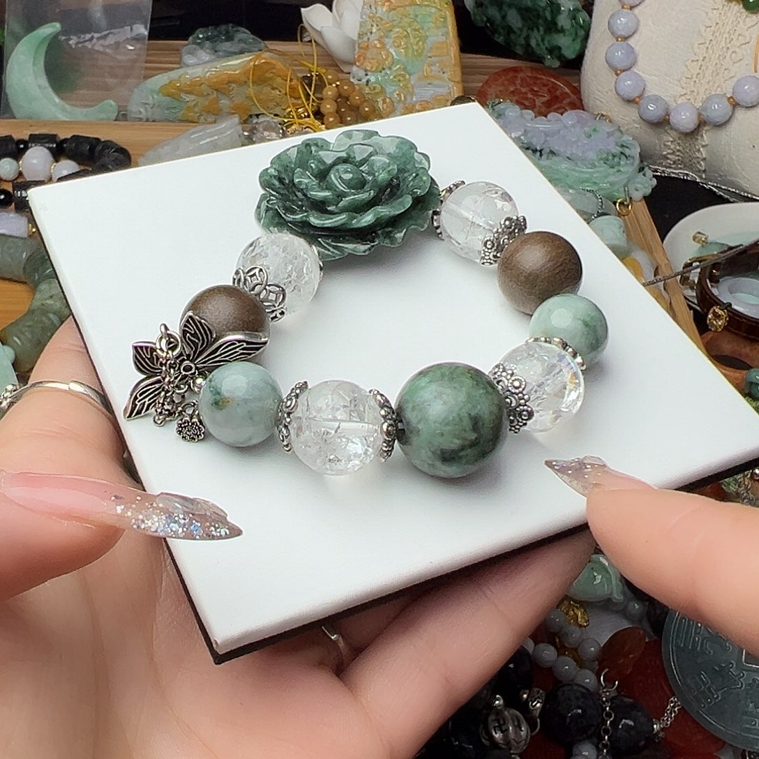 翡翠吊坠(赠链)未镶嵌胜*吊坠