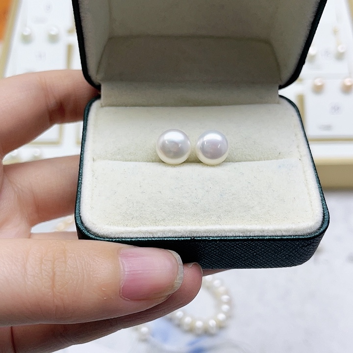 淡水珍珠耳饰银S925镶嵌科**?