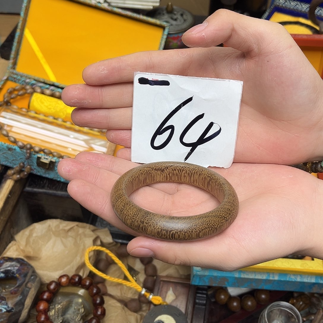 大叶紫檀（黑酸枝木类）