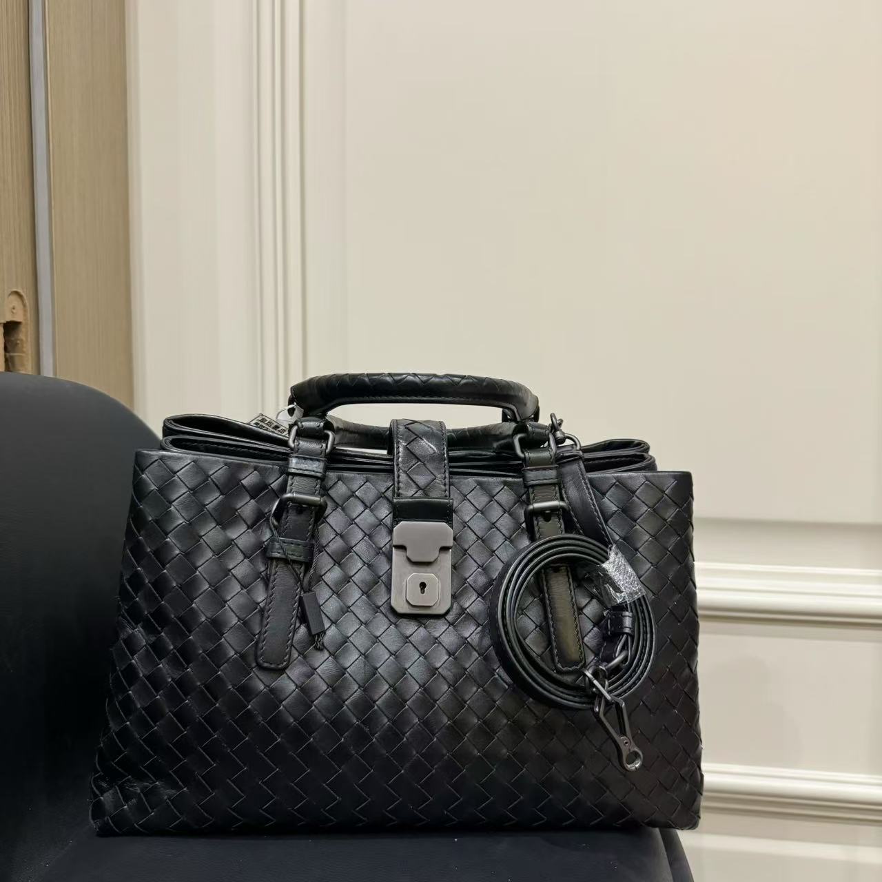 95新 BOTTEGA VENETA/葆蝶家 乱乱子中古/女士/单肩包/95650