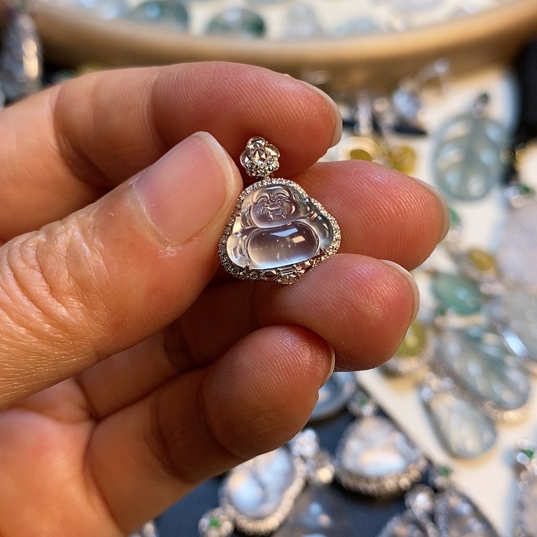 翡翠颈饰18K金镶嵌佛公