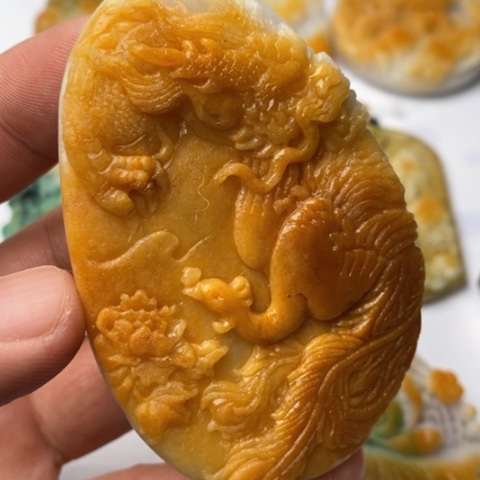 定制翡翠未镶嵌翡翠