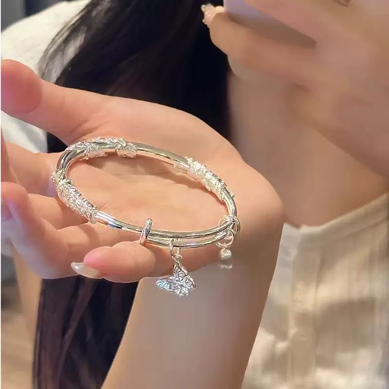 足银银制品 B17繁花似锦蝴蝶吊坠手镯推拉款