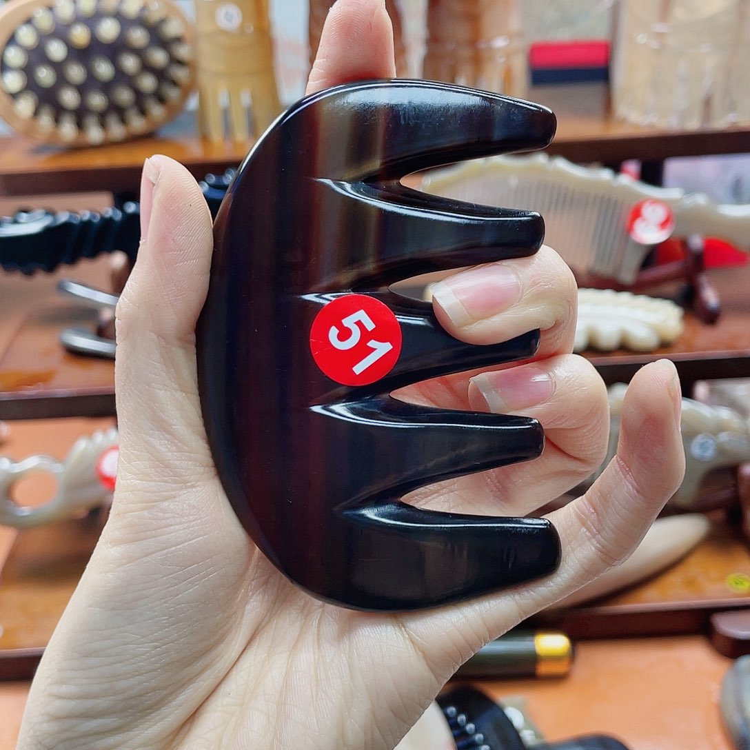 纯手工制作牛角梳51