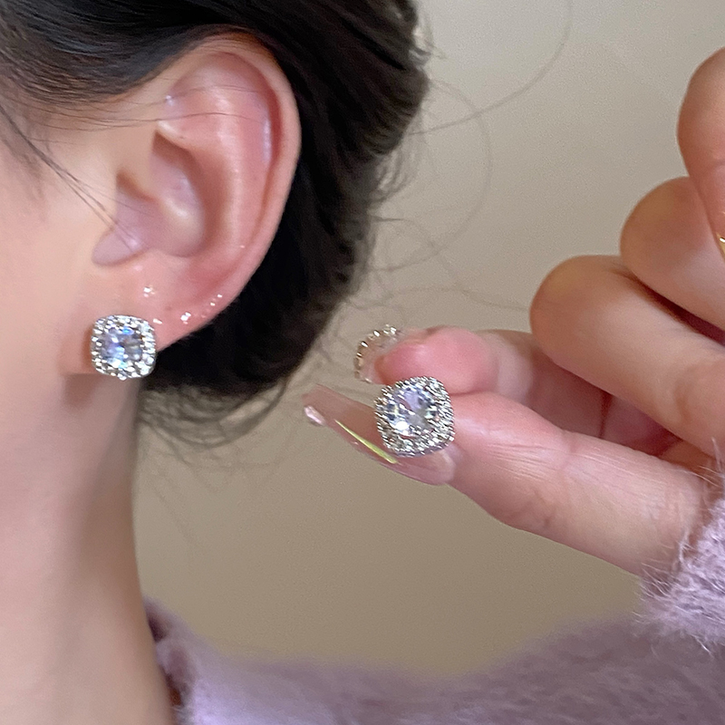 铜合金耳饰 梅姐饰品31 爆闪方糖耳钉耳饰女独特耳环高级感