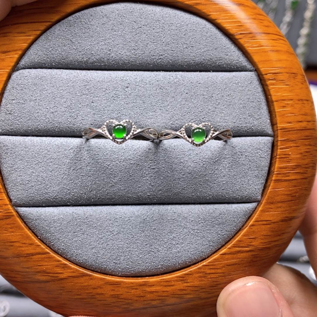 翡翠颈饰银S925镶嵌你****6翡翠戒指